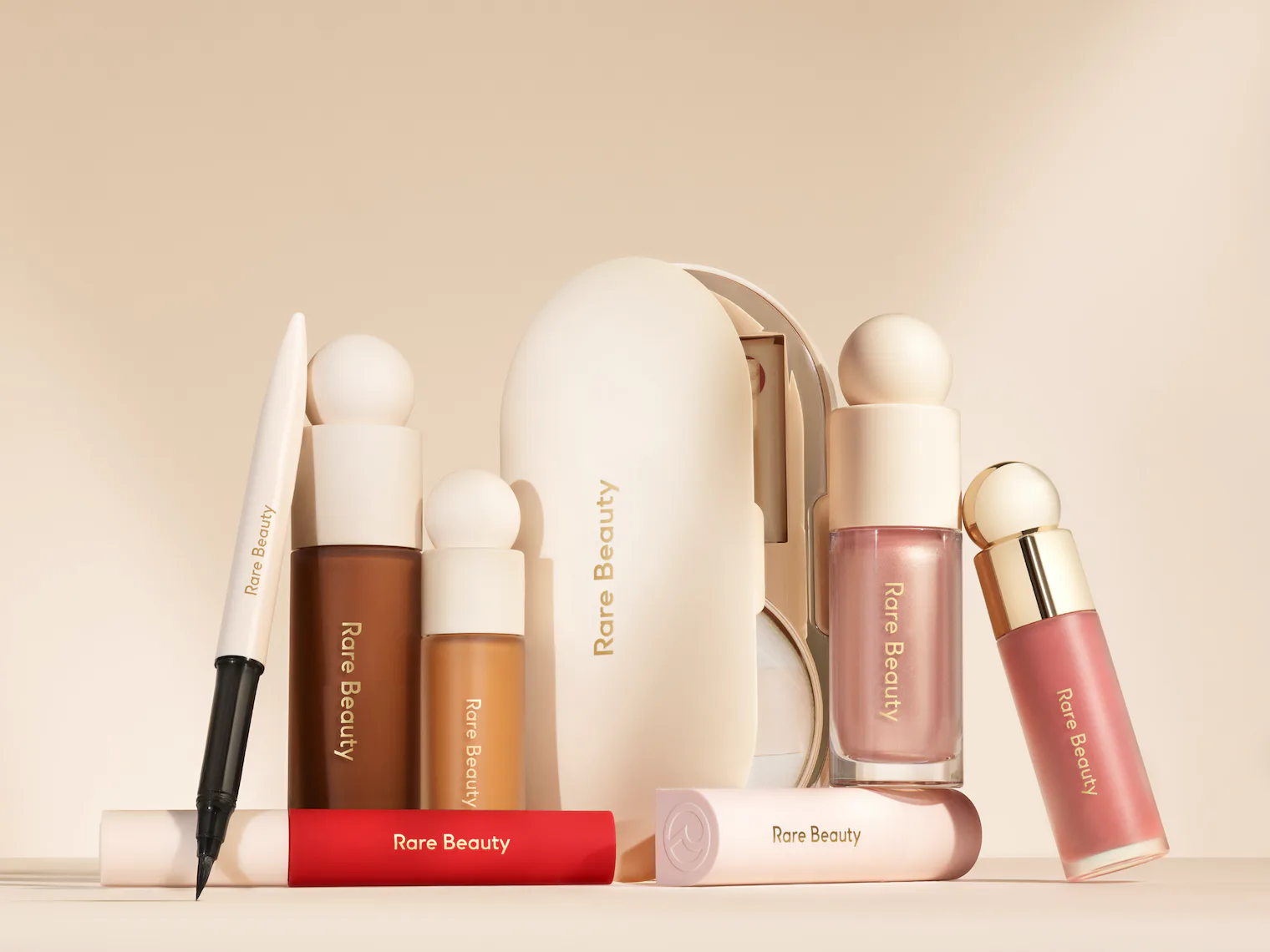 Il s'agit de quatre miniessentiels Blush et Glow.